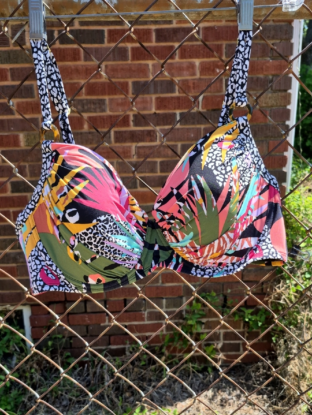 Bleu Rod Beattie Let's Get Wild Underwire Multi Color Print Bikini Top  Size 38D